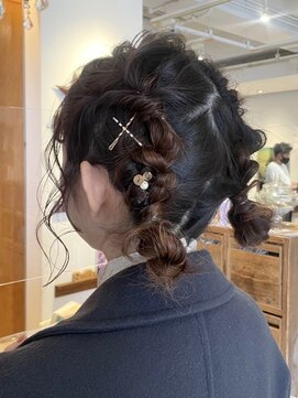 ミスト(mist) 〔mist:Yoshimi〕卒業式アレンジ/あみおろし/ツインテール #114