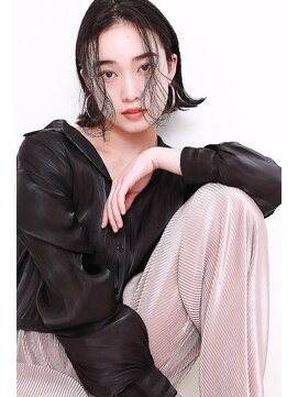 オーバーヘアー 長岡京店(over hair) 【over hair】センターパート×外はねボブ