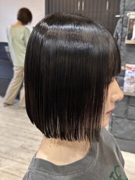 グランシー(granci produced by ApaKabar) 切りっぱなし艶ボブ