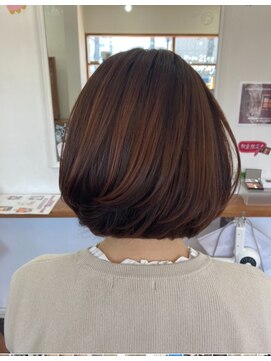 ヘアーアンドメイクアップモパ パーマ