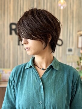 ロトヘアー(Roto hair) 多毛は長所の１つ、ショートカットに出来ます　【Rotohair】