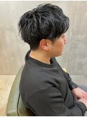 低め刈り上げニュアンスパーマ　植木涼太