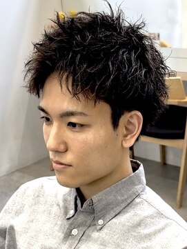 フィフス 神南(fifth) 渋谷メンズスパイキーショート緩めピンツイストスパイラルパーマ