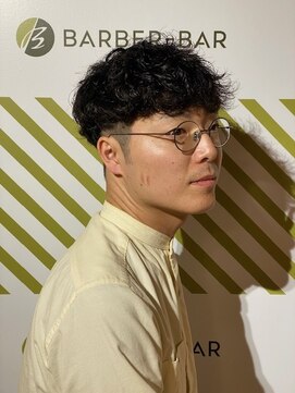 バーバーバー 四谷(BARBER-BAR) ビジネス爽やかツイストスパイラルパーマ
