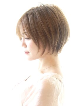 レウナ 外苑前(Reuna) 【30代40代50代】カットで決まる大人可愛いひし形ショート