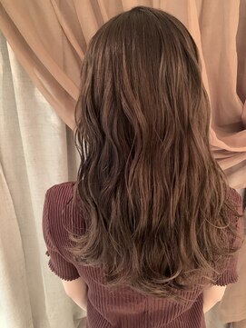 フェリーチェ(Felice) ナチュラルウェーブ　大人かわいい　波ウェーブ