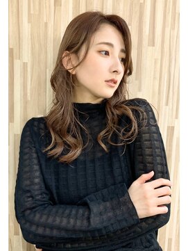 ブゾン(buZon) 【buZonブゾン】ルーズウェーブヘア×ベージュ系カラー