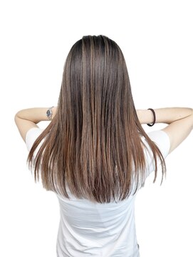 キラ(KIRA) ナチュラルバレイヤージュ