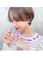 ガーデン オオタカノモリ(garden otakanomori)&nbsp;耳掛けショート×暗髪×センターパート