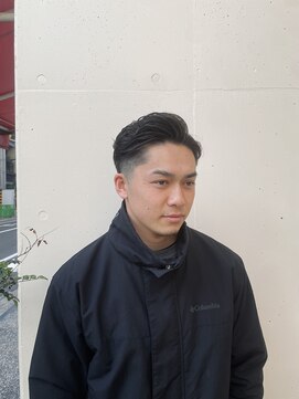 メリケンバーバーショップ フクオカ(MERICAN BARBERSHOP FUK) ビジネスフェードスタイル