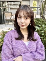 エレン 池袋(ElEn.)&nbsp;【エレン池袋】小顔カット×大人気くびれ外ハネミディ　薄め前髪