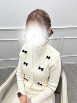 【ヘアメ】前から見ても可愛い♪編み込みツインお団子＊新井