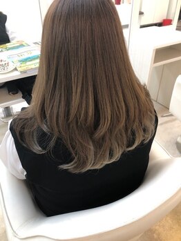メランジュ(Melange)の写真/【髪質改善】ツヤ感抜群のイルミナカラー+プラチナフッ素トリートメント!驚きのしなやかさと色味が手に入る
