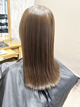 マーシュアトレ(marshu atre) ☆oggiotto トリートメント【辰己style】