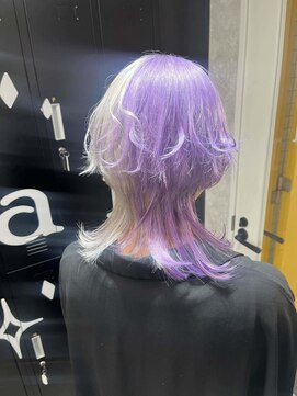 ワンズクロエ 原宿店(ONE's Chloe) くびれヘアアプリコットオレンジハイライトカラーブルーカラー
