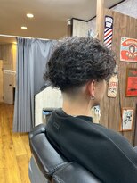 アールズ ヘア(R's hair)&nbsp;MEN’S HAIR/ブルーブラック/フェザーパーマ/ 印西　印西市