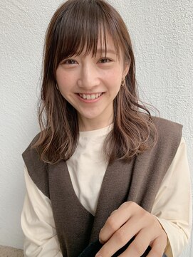 e.m.a プレミアムビューティーサロン 栄駅店(e.m.a PREMIUM BEAUTY SALON) ミディアムヘア×アクセサリーカラー