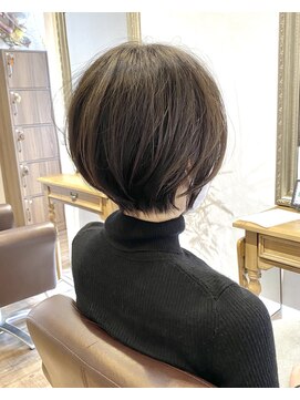 リム(Limb) 【Limb】丸みショート　ハンサムショート　くびれショート