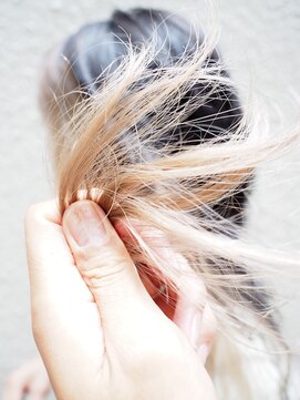 コニ(Coni) ♪百瀬俊幸♪ミルクティーカラー/ミルクティーベージュ