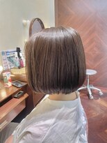 エルサフィロ ヨドヤバシ(el zafiro yodoyabashi)&nbsp;大人女性暖色系ベージュボブ　ヘルシースタイル/30代