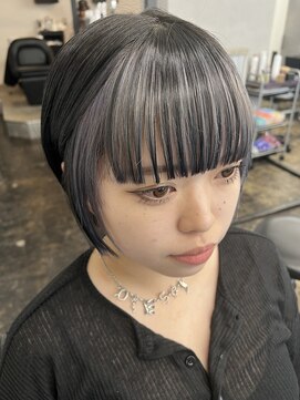 アドラ(ADLLA) ミストバング×イヤリングカラー★シルバー