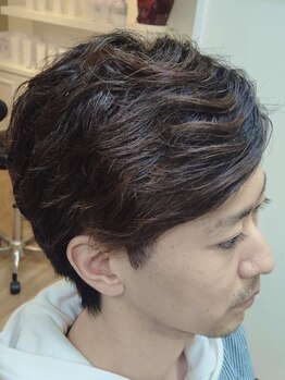 エアリス(Aerith)の写真/メンズパーマで周りと差がつくスタイルに！髪質や骨格に合わせて提案するから毎日のスタイリングも簡単☆