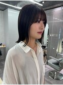 イメチェン前髪　こなれミディ　くびれレイヤー　ビターアッシュ