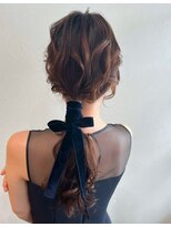 ハウリーヘアアンドスパ(HAURY hair&spa) ローポニー×リボンアレンジ