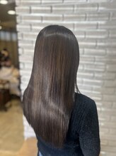 髪に、今まででいちばん優しい時間を。（髪質改善/ケアブリーチ/ダブルカラー）