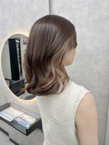ルノン シェリー(LUNON cheliy)&nbsp;ハイライトカラーくびれヘアアプリコットオレンジ