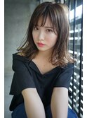 ちょいハネミディアム　簡単スタイリング　小顔ヘア　前髪カット