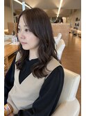 透明感グレージュ+くびれ巻きスタイル