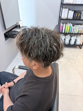 ニーズヘアー(Needs hair) ツイストスパイラル×ハイライト