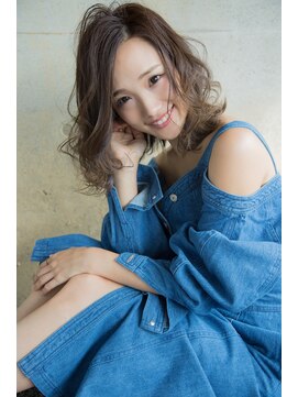 クラウン ヘアー(CLOWN hair) カーキグレージュ