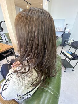 スリール 津田沼(Sourire) 白髪ぼかしハイライト　【Sourire 津田沼　美容室】