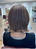 《白髪ぼかしハイライトでお悩み解決/切りっぱなしボブ 》
