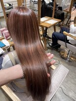 ロア 中目黒(loa)&nbsp;レイヤーロング/グレーベージュ/黒髪/前髪パーマ[中目黒]