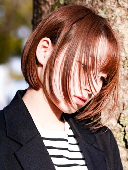 ヒロノタクヤの写真/【中央区京町】"小顔カット×つる艶カラー"でナチュラルなのに女性らしさの溢れる似合わせスタイルをご提案