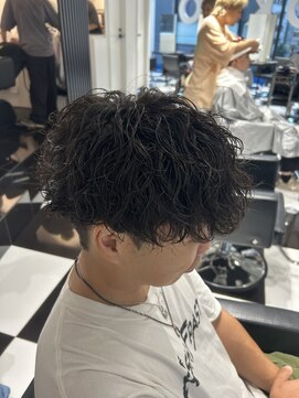 オーシャントーキョー(OCEAN TOKYO) メンズパーマツイスパ波巻きスパイラルマッシュセンターパート
