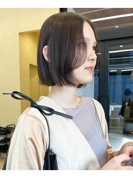 スニュウ(snuw) 切りっぱなしボブマロンベージュラベンダーミルクティ