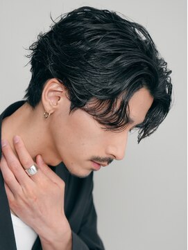 レタッチ バイ フィフス 天神大名(RETOUCH by fifth) 福岡天神メンズフェザーパーマフェザーショートスパイラルパーマ