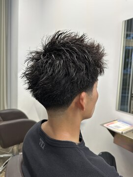 アンサー 千葉中央(UNSER prod by THE DAY) テーパーフェードスパイキーショート