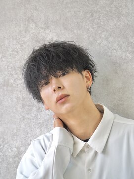 グロウ(GLOW) 前下がりマッシュ