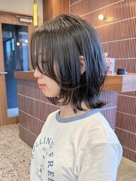 エリマバイフィフス 調布(elima by fifth) ショートボブレイヤーミディアム切りっぱなしボブレイヤー調布