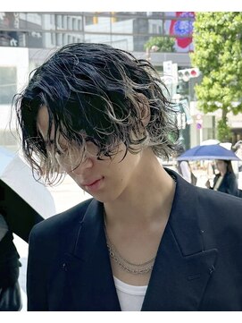 ゴールドシブヤ(GOALD SHIBUYA) センターパートウルフ