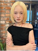 抜きっぱなしブロンドボブ
