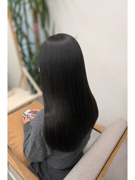 ブローチェラウカ(Broche lauka) ダークグレージュ