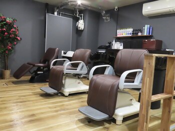 ピュアラヘアー 北24条店(Purer Hair)の写真/【10時~20時まで営業】駅チカで仕事帰りやお買い物帰りにも通いやすい♪【北24条駅徒歩2分】
