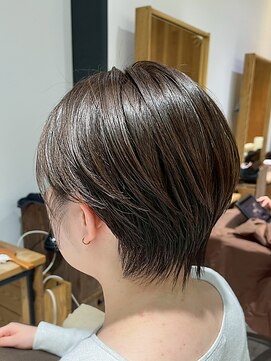 ヘアリゾート粋 リマ 銀座店(lima) ショートレイヤー/グレージュ/襟足スッキリ