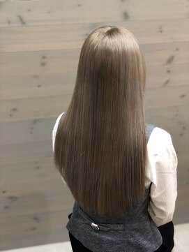 ルチェア ヘア(Lucea Hair) ミルクティーベージュ